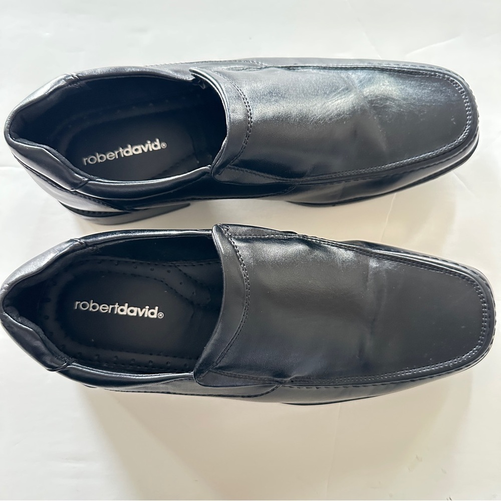 Robert David Men’s Black Leather Slip-On Dress ShoesClassic Square Toe, Comfort